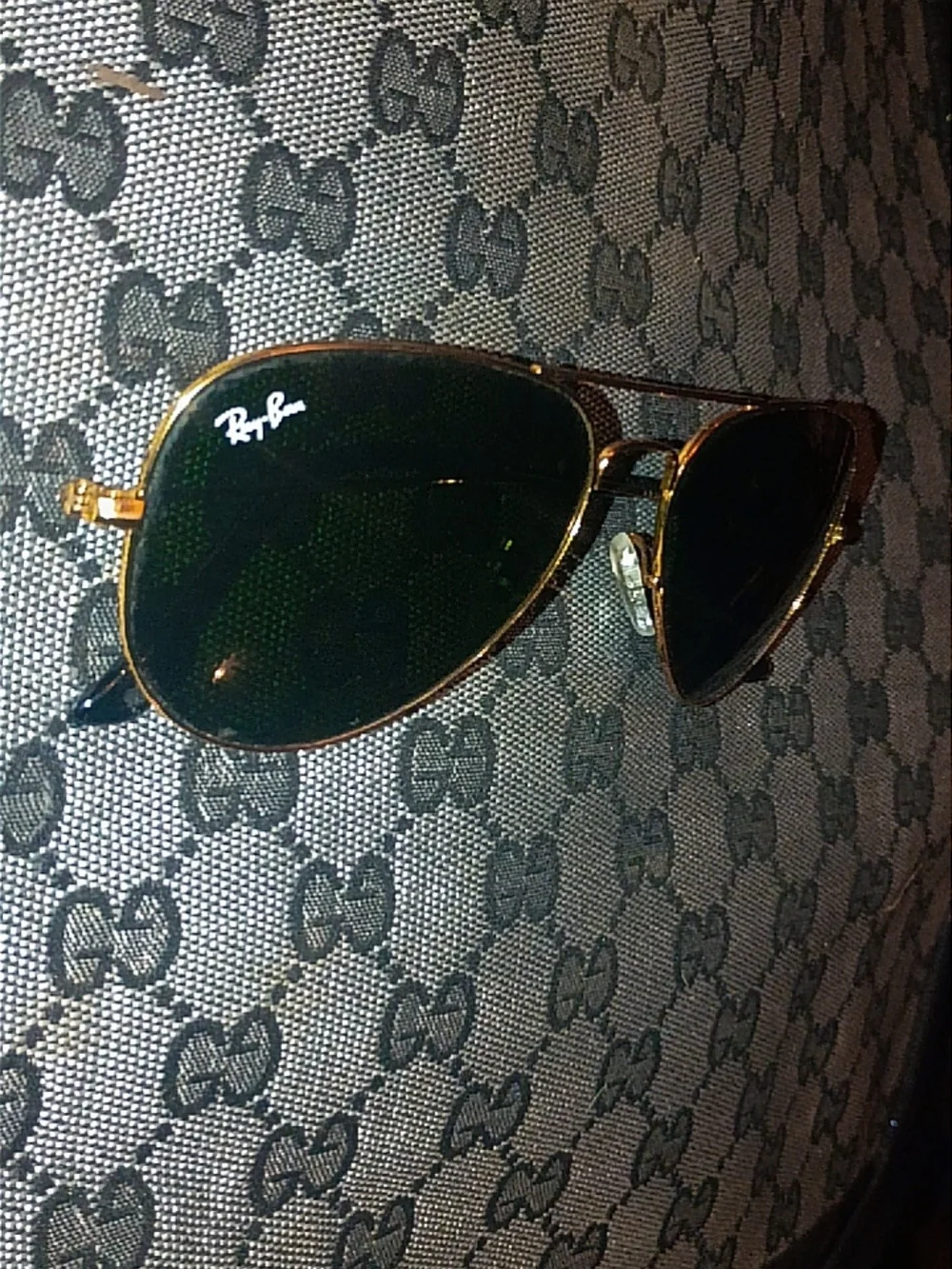 Ray-Ban Men's Gold Frame Black Lens Aviator Sunglasses